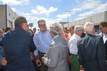 Descubrimiento de la placa de la calle que lleva el nombre de Sebastián Grisaleña (Foto TA)